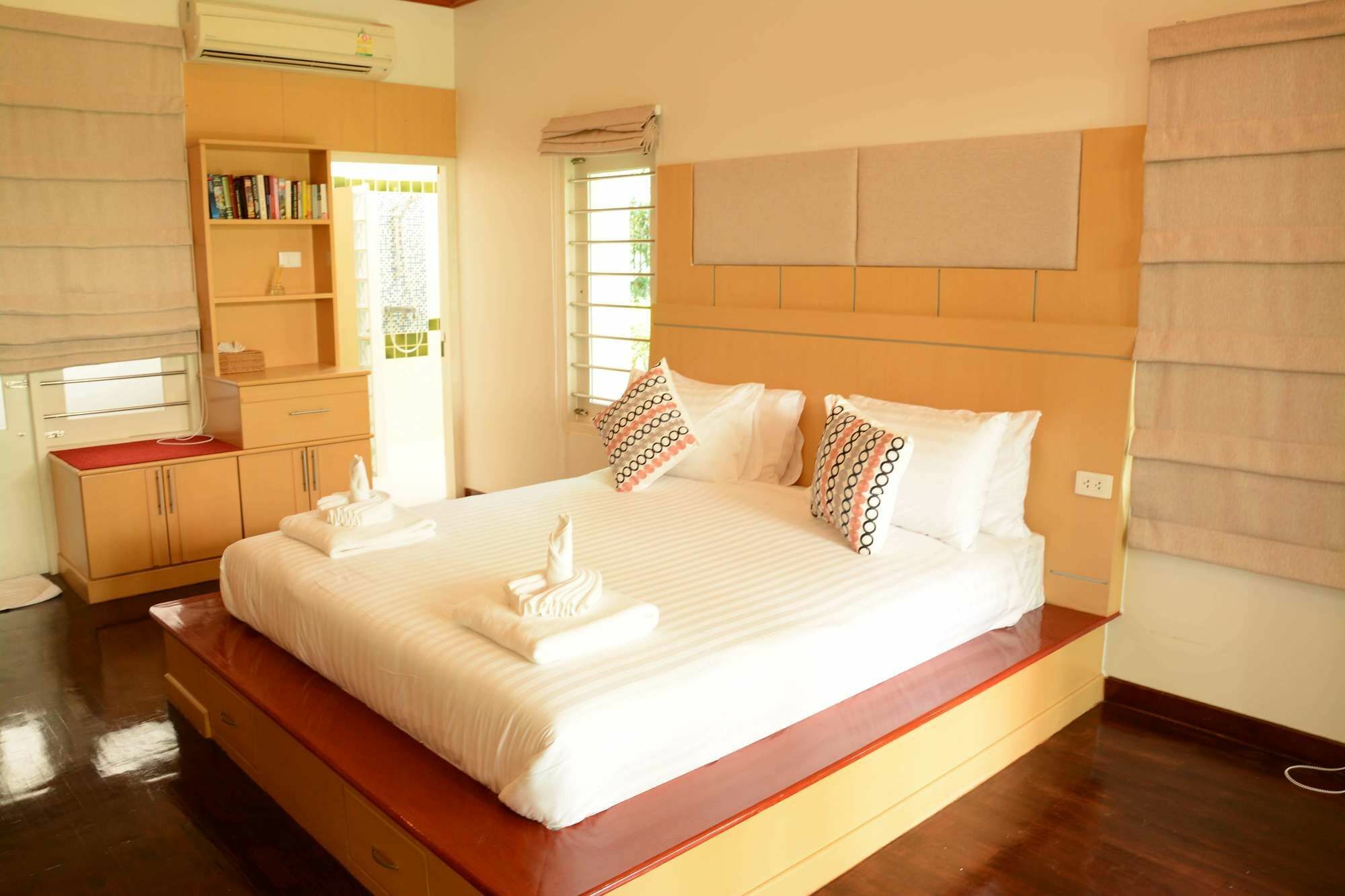 Jazz U Garden Resort Bãi biển Kata Ngoại thất bức ảnh